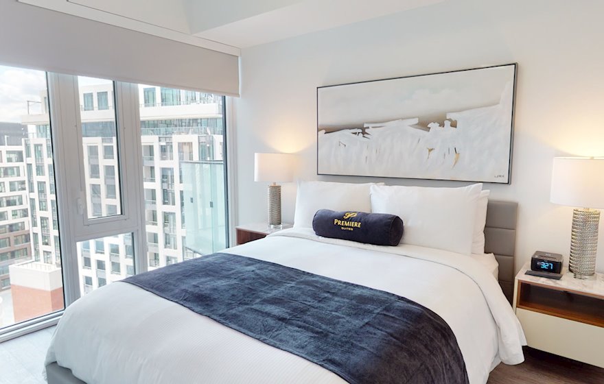 Second Bedroom Queen Mattress Fully Furnished Apartment Suite Downtown Toronto