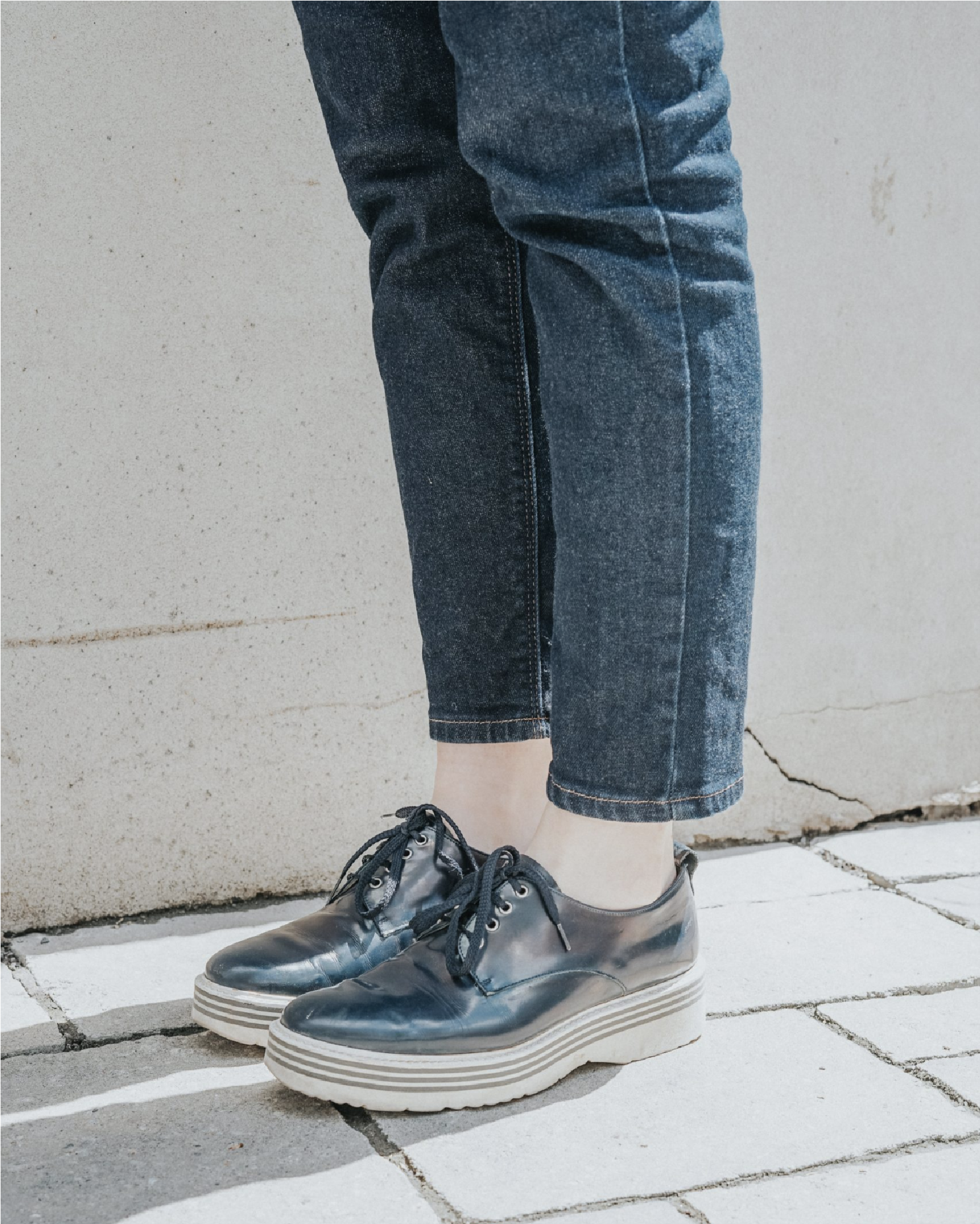 Business-casual loafer shoes