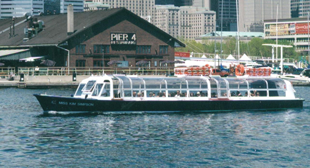 Toronto harbour tour on a ferry