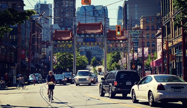 View resembling the entrance of Chinatown