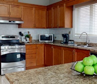 Kitchen Fully Equipped Five Appliances Brampton