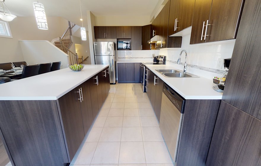 Kitchen Fully Equipped Stainless Steel Appliances Barrhaven