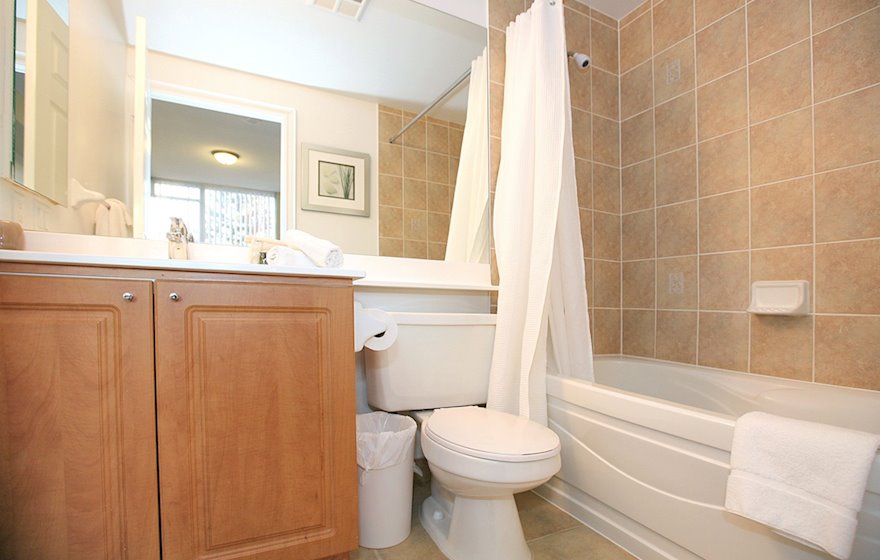 Master Bathroom Soaker Tub Fully Furnished Apartment Suite Markham