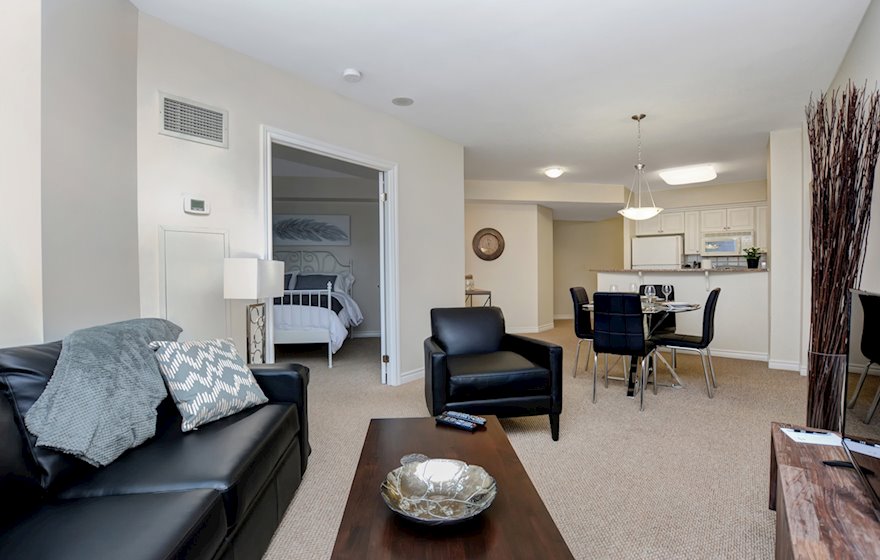 Looking for fully furnished shortterm rentals in downtown Ottawa