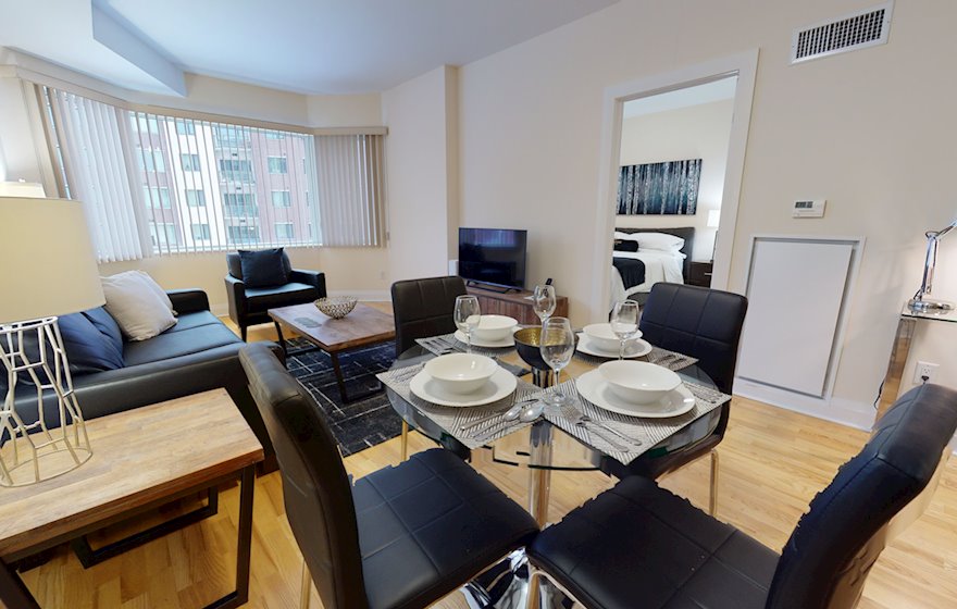 612 Dining Room Fully Furnished Apartment Suite Kanata