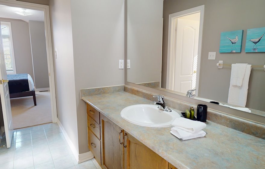 Second Bathroom 3 Piece Fully Furnished Apartment Suite Brampton