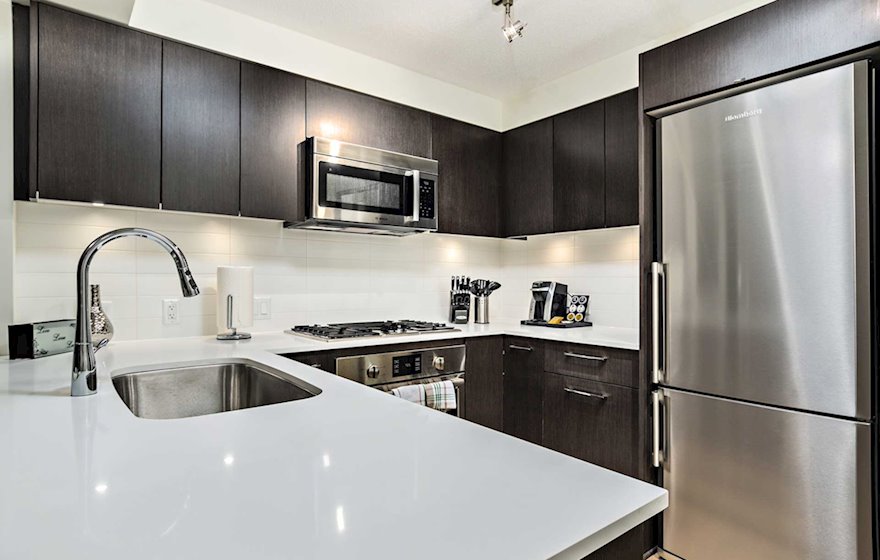 Kitchen Fully Equipped Five Appliances Fully Furnished Condo Richmond