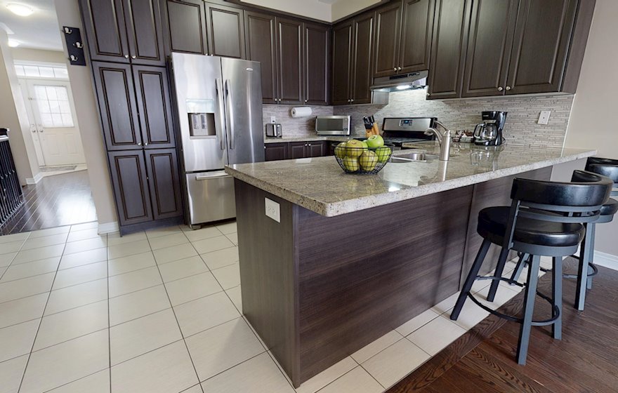 Kitchen Fully Equipped Five Appliances Stainless Steel Brampton