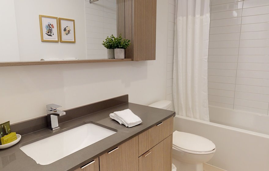 Principal Bathroom Soaker Tub Fully Furnished Apartment Suite Oakville