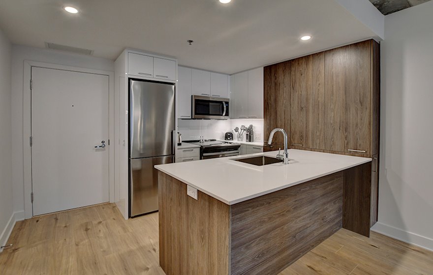 Looking for furnished shortterm rentals in Montreal? Discover spectacular shortterm rental