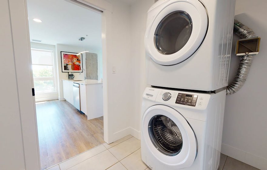 17 Washer Dryer Fully Furnished Halifax Apartment Short Long Stays