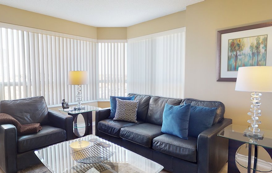 Living Room Free WiFi Fully Furnished Apartment Suite Mississauga