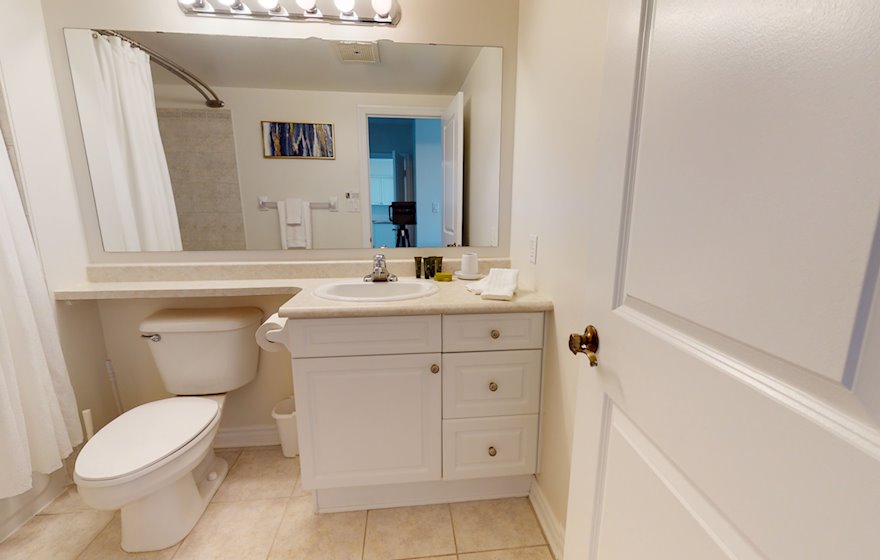1111 Main Bathroom Soaker Tub Fully Furnished Apartment Suite Ottawa
