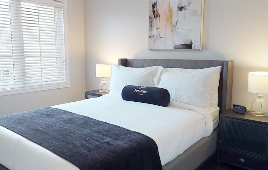 Bedroom Queen Mattress Fully Furnished Apartment Suite Oakville