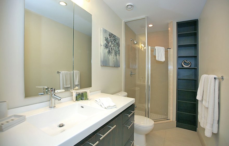 2116-Master Bathroom Walk In Shower Fully Furnished Apartment Suite Midtown Toronto