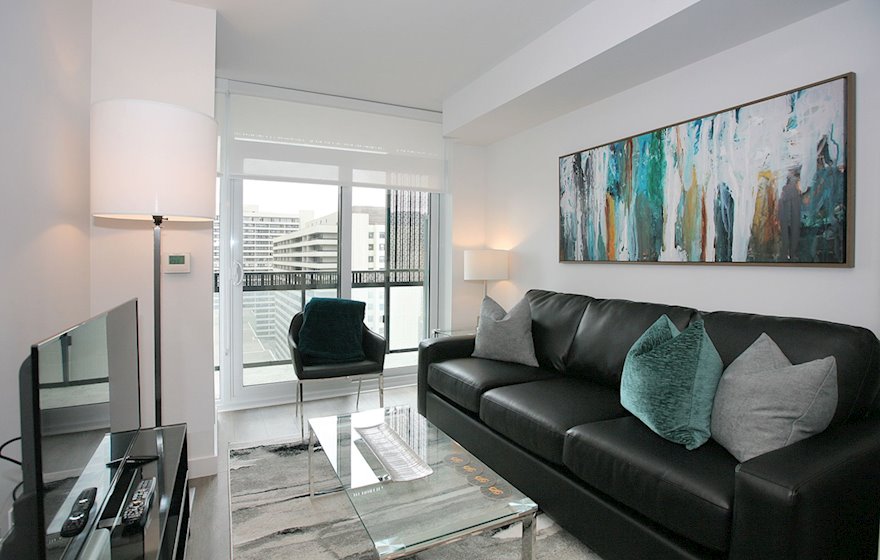 Living Room Free WiFi Fully Furnished Apartment Suite Midtown Toronto
