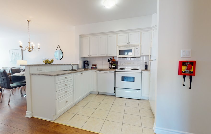 415 Kitchen Fully Equipped Five Appliances Ottawa
