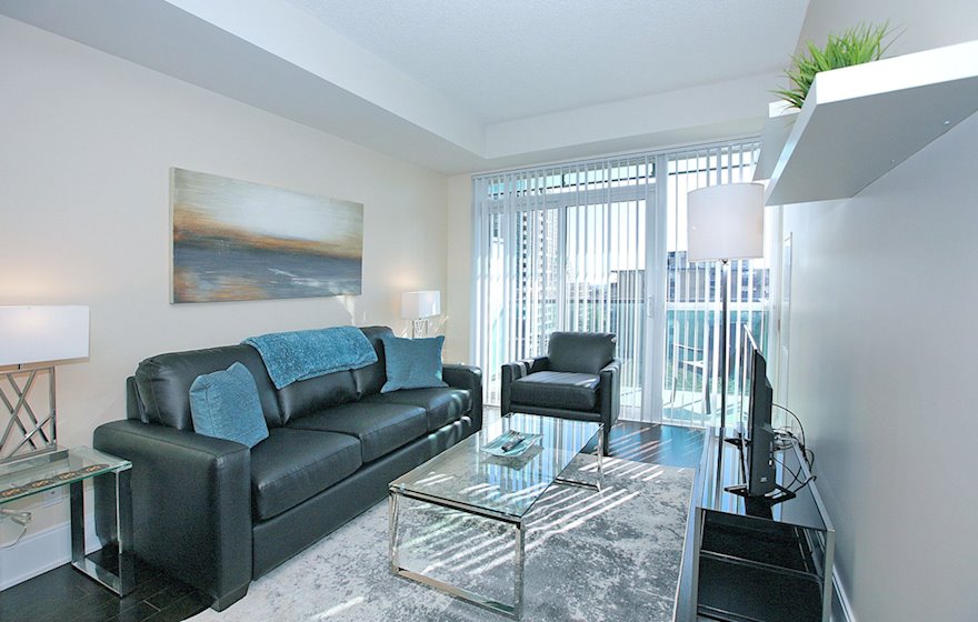 Living Room Free WiFi Fully Furnished Apartment Suite Midtown Toronto
