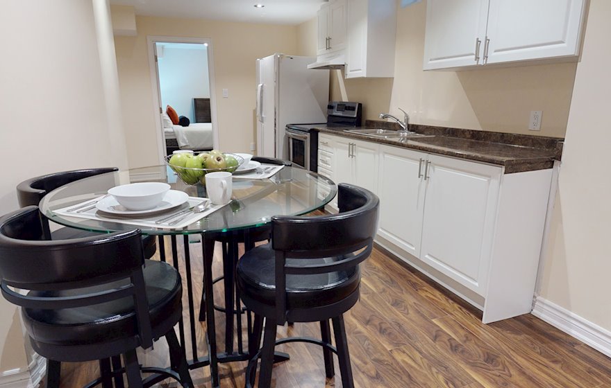Second Kitchen Furnished Suite Mississauga