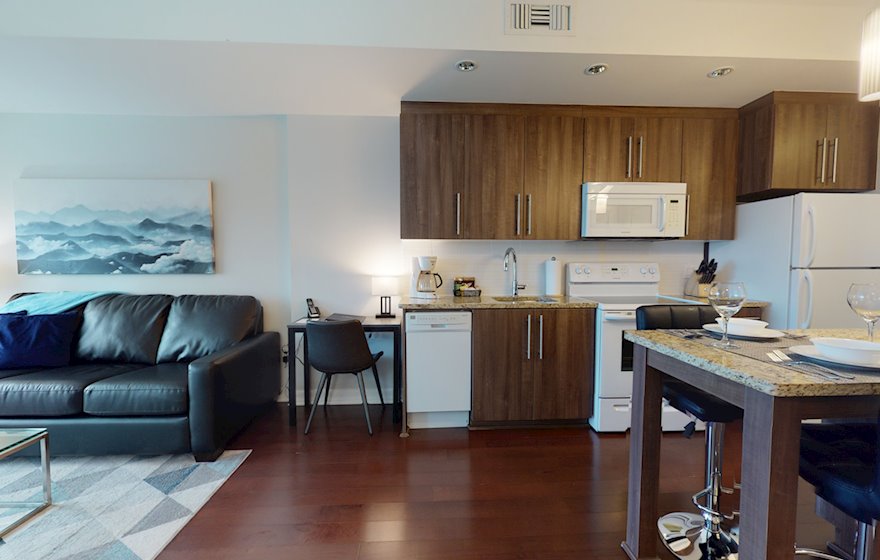 1402 Main Area Free WiFi Fully Furnished Apartment Suite Ottawa