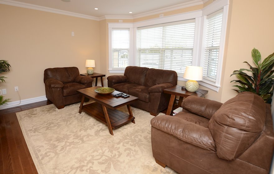 Living Room Free WiFi Fully Furnished Residence, Suite St. John’s Newfoundland