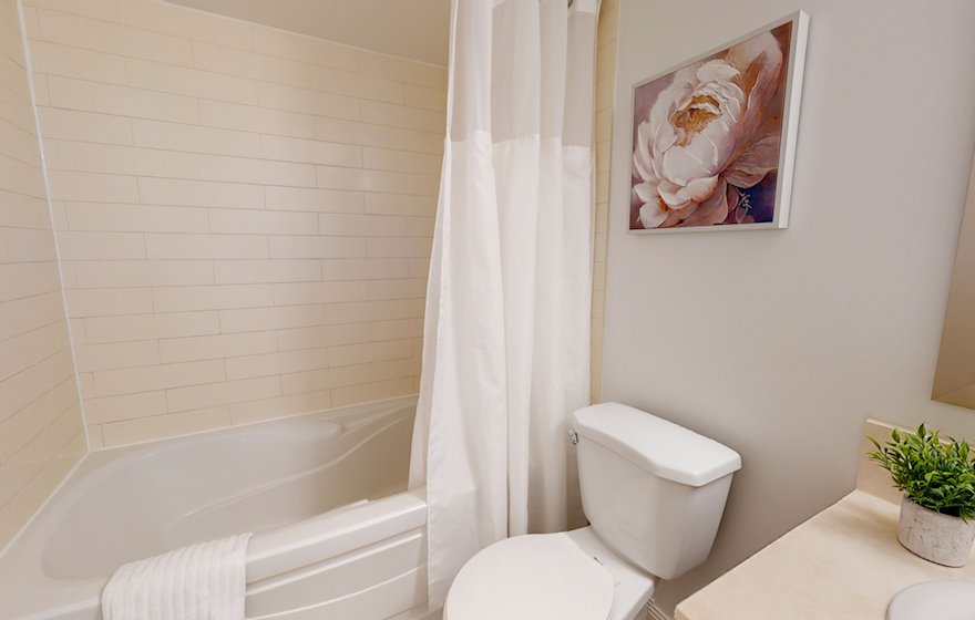 Principal Bathroom Soaker Tub Fully Furnished Apartment Suite Toronto