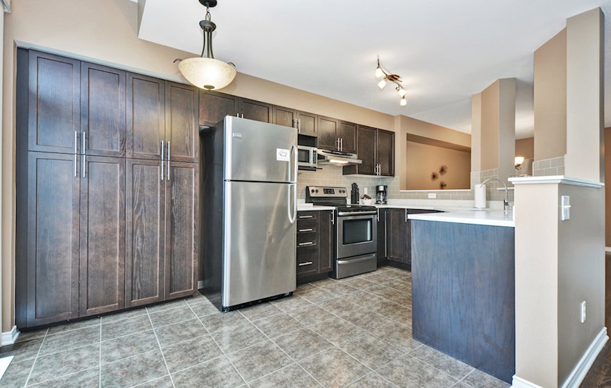 Kitchen Fully Equipped Stainless Steel Appliances Kanata
