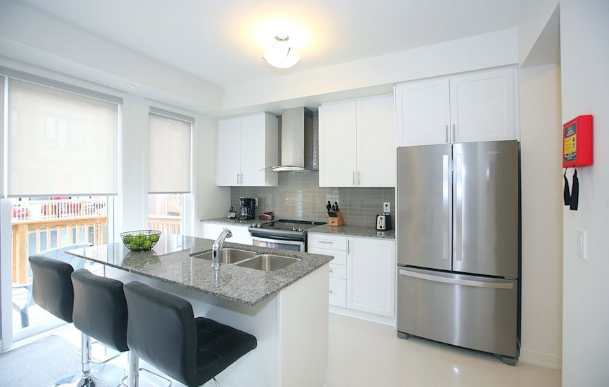 Kitchen Fully Equipped Five Appliances Stainless Steel Maple
